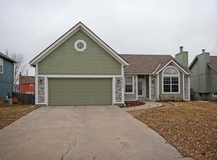 16155 S Cooper St, Olathe, KS 66062