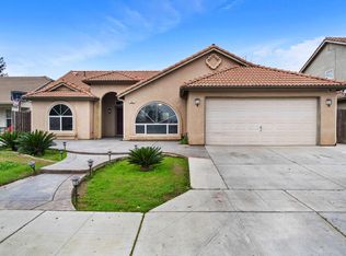 952 Cosentino Dr, Madera, CA