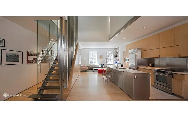 Sold by Douglas Elliman | media 25