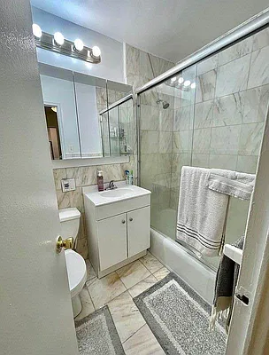 Rented by Olympia House Delaware LP | media 18