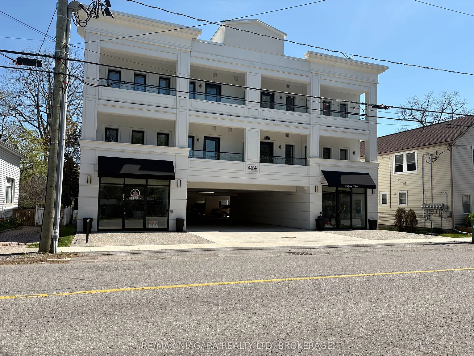 Ridgeway Heights — Photo 1