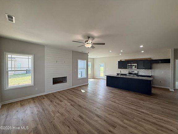 2nd image of 213 Tuscany Circle