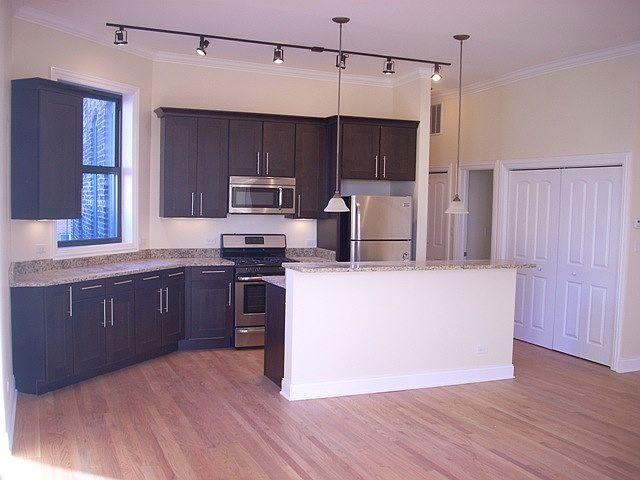 1st image of 851 N La Salle Drive 1 S