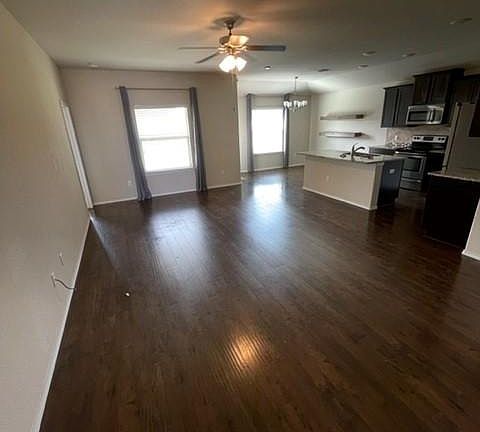 2nd image of 2705 Skinner Dr