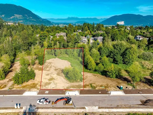 8734 Hitch Ter, Mission, BC V2V 6V4