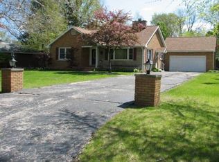 432 E High Point Dr, Peoria, IL 61614