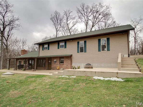 32952 Crystal Lake Rd, Jerseyville, IL 62052