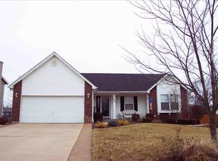 282 Bluemont Ct, Saint Charles, MO