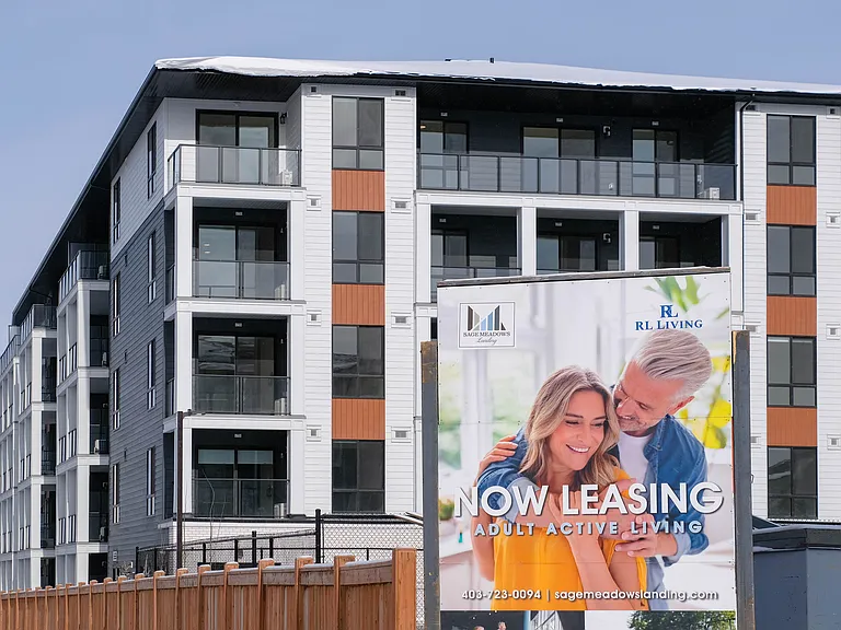 15 Sage Meadows Lndg NW — Photo 8