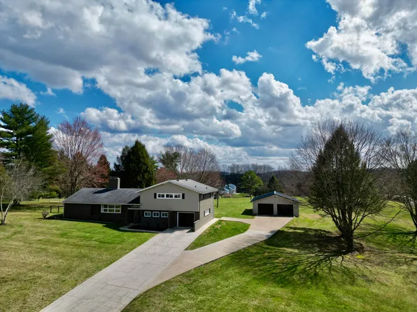 724 Bolton Dr, Somerset, KY 42503