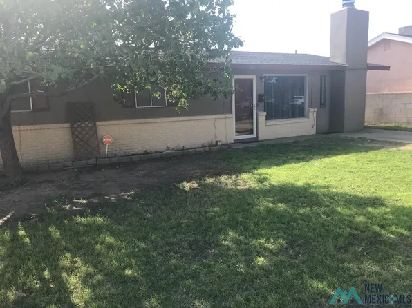 2123 N Acoma Dr, Hobbs, NM 88240