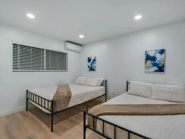 3720 S Marine St #3 — Photo 19