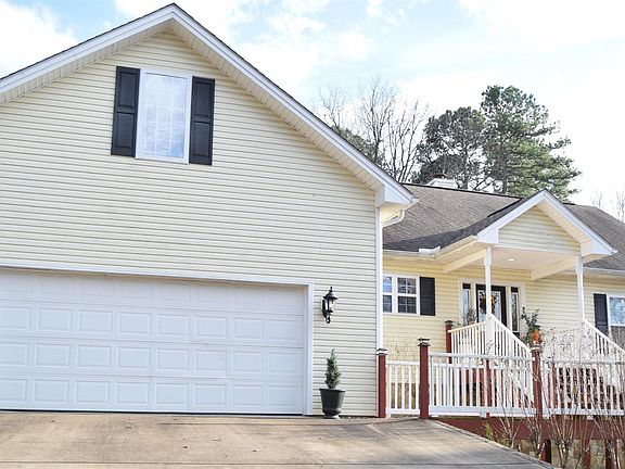 2nd image of 143 Rock Hill Rd