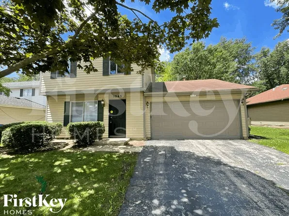 1045 Camden Ln, Aurora, IL 60504