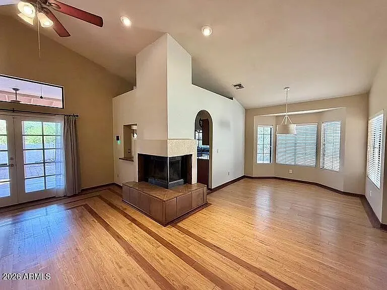 8979 E Gail Rd — Photo 5