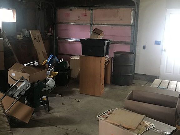 3rd image of 1800 Midland Rd