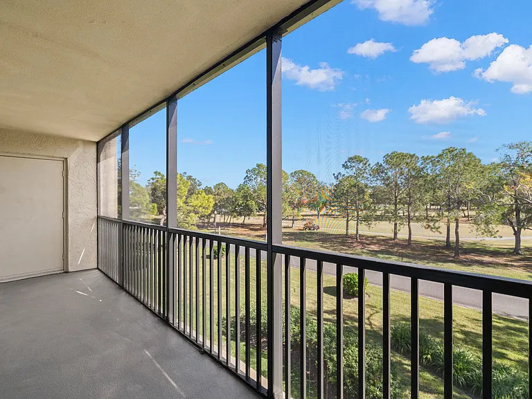2700 Cove Cay Dr #3F — Photo 20