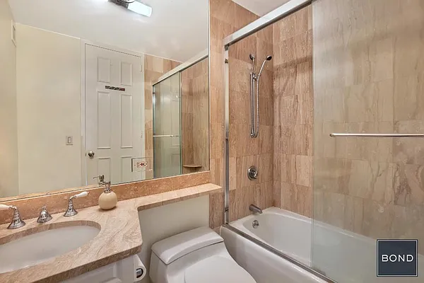 Rented by Bond New York | media 17