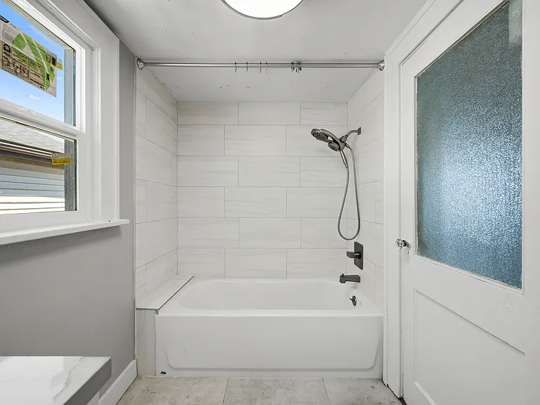 4525 5th Ave NE #U — Photo 18