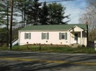 3716 Bakerstown Rd, Gibsonia, PA 15044
