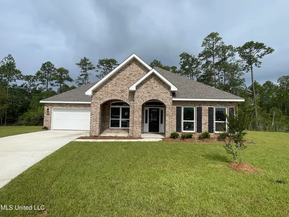 11712 Loblolly Ct, Ocean Springs, MS 39564