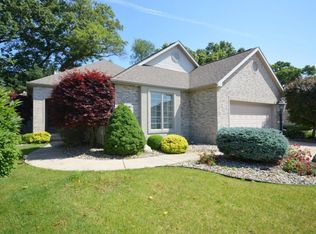 1762 Cobblestone Blvd, Elkhart, IN 46514