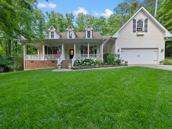 568 Timberknoll Ln, Wake Forest, NC 27587