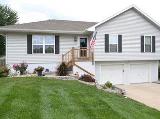 18701 Woodruff St, Smithville, MO 64089