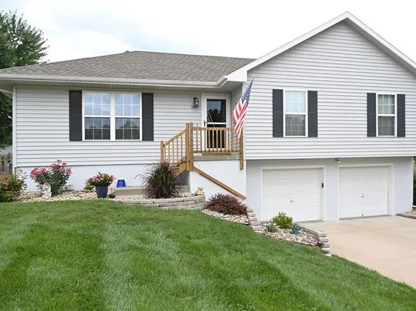 18701 Woodruff St, Smithville, MO 64089