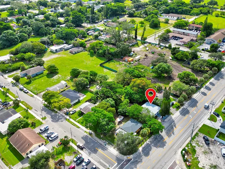 2736 NW 21st Ave — Photo 43