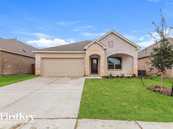 2nd image of 1233 Sequoia Ln