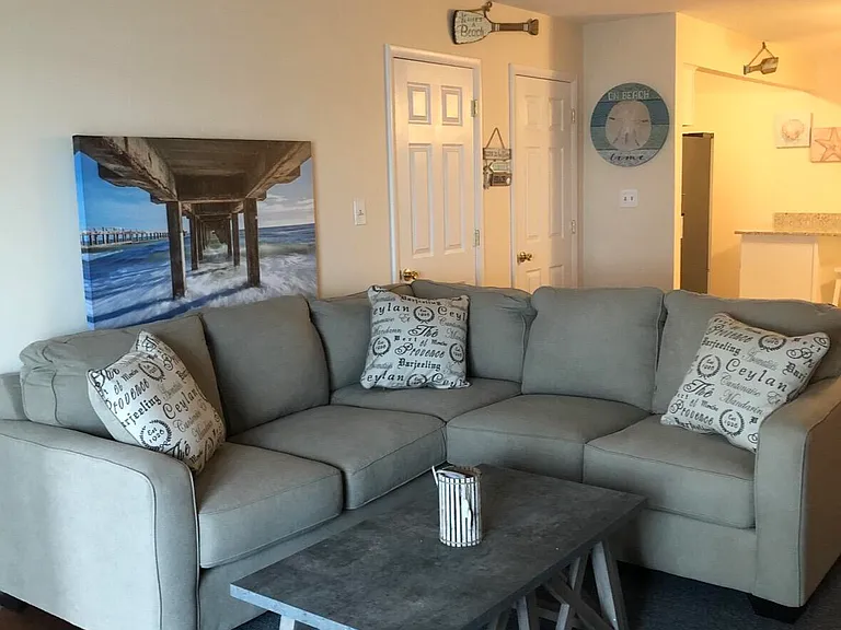 1382 Ocean Ave #19B — Photo 3