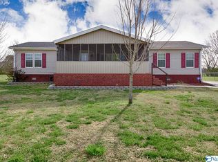 1450 Elkwood Section Rd, Hazel Green, AL 35750