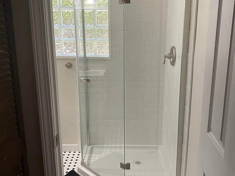 2451 Beachview Ln — Photo 4