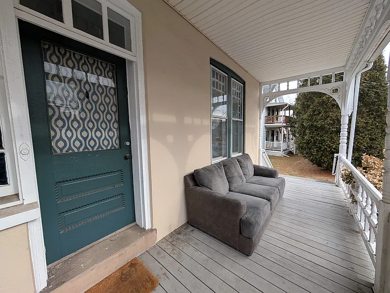 3 Union St E #1B — Photo 20