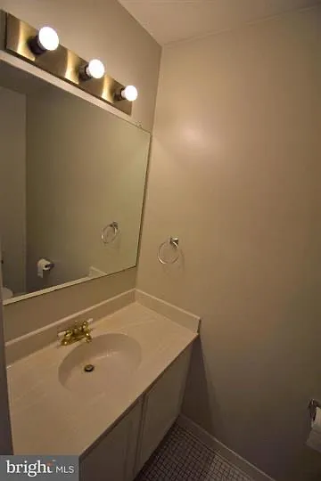 8243 Cedar Landing Ct — Photo 14