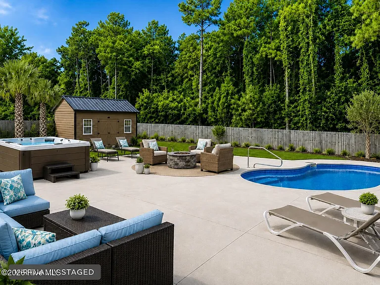 112 Ransom Dr — Photo 4