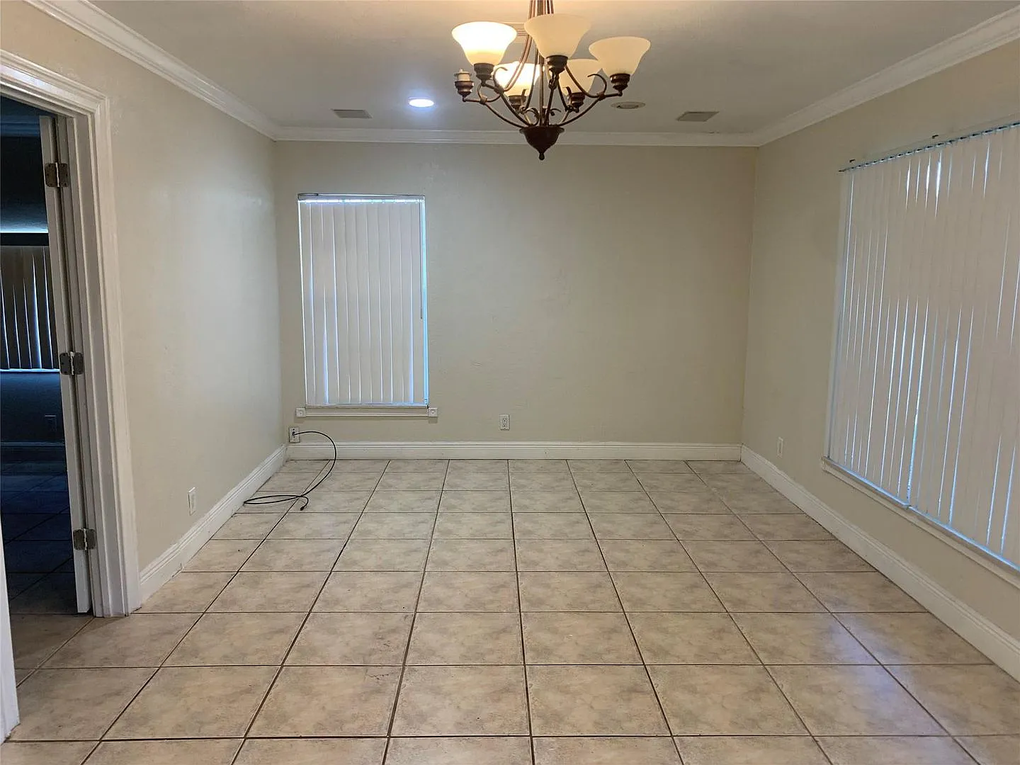 907 SW 78th Avenue, North Lauderdale, FL 33068 — Photo 4