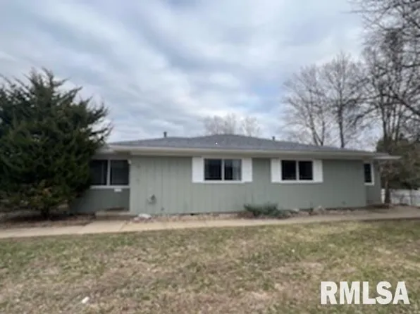 3116 & 3118 W Westport Rd, Peoria, IL 61615