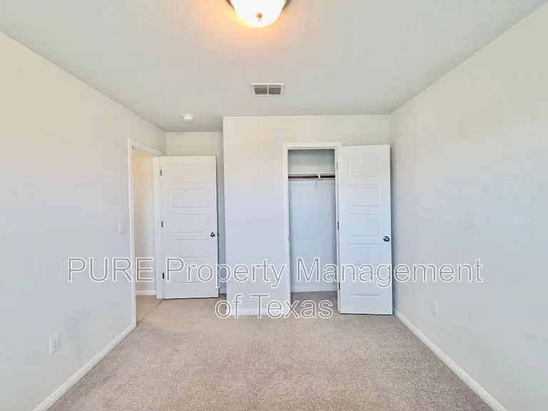 10400 Alemoor Dr — Photo 22