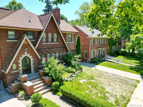 14820 Artesian St, Detroit, MI 48223