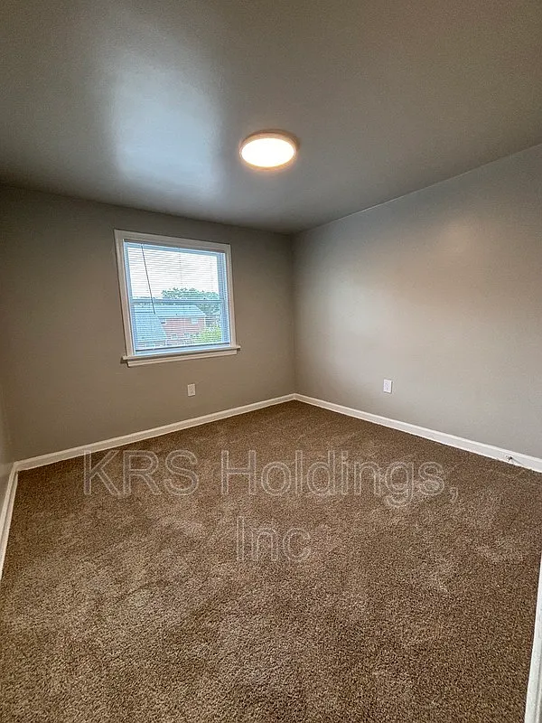 2 bed, 1.0 bath, 875 sqft, $1,195 — Photo 4