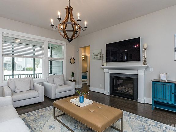 4th image of 108 Lea Cove Ct