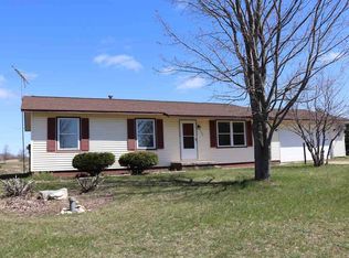 1302 Mapleleaf Dr, Gaylord, MI 49735