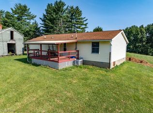 5160 Gun Club Rd, Athens, OH 45701