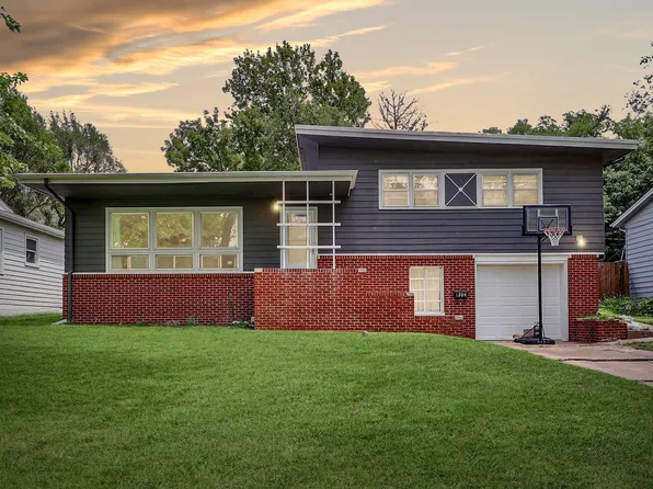 1204 Helen St, Augusta, KS 67010