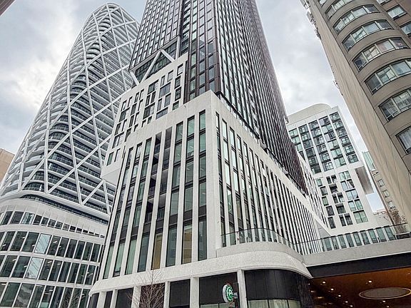 2nd image of 238 Simcoe St #3709