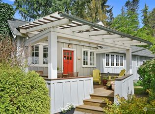 10616 Manitou Beach Dr NE, Bainbridge Island, WA
