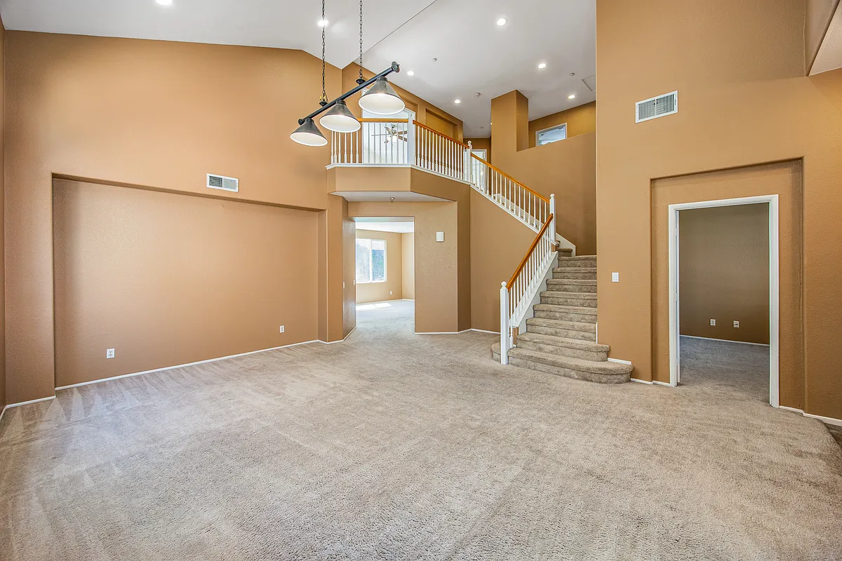 Building Photo - 6356 Claridge Dr