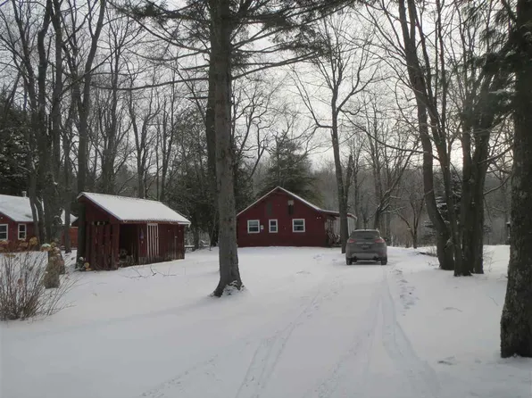 224 Cemetery St, Dickinson Center, NY 12930